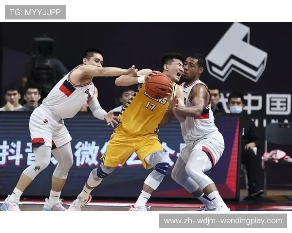 足球与CBA联赛哪个项目更容易“上分”？